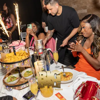 Big Apple Brunch: Album Four in New York event photo 34 of 35